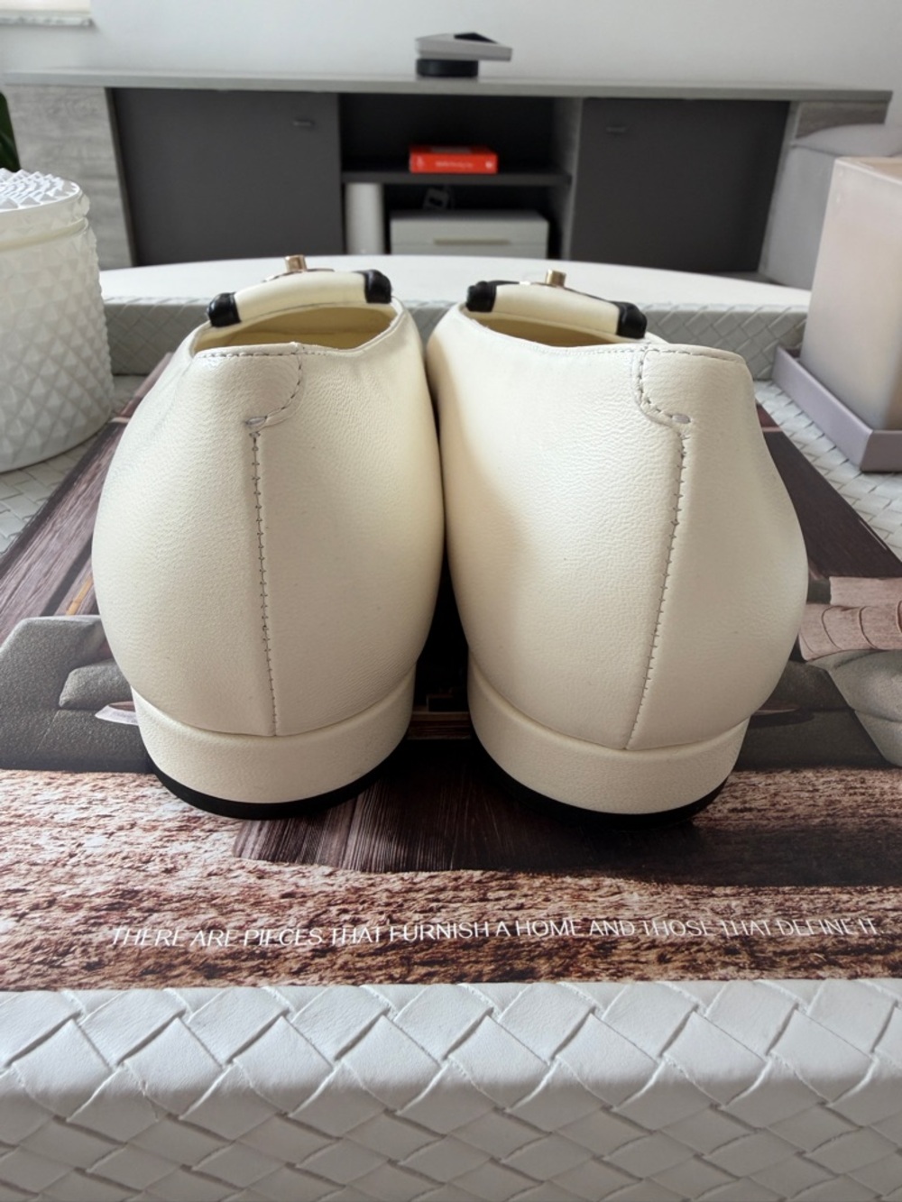 Chanel SS 26 Blazy Ivory Lambskin Square Toe CC Logo Turn-lock Ballet Flats 37.5 - Picture 15 of 16